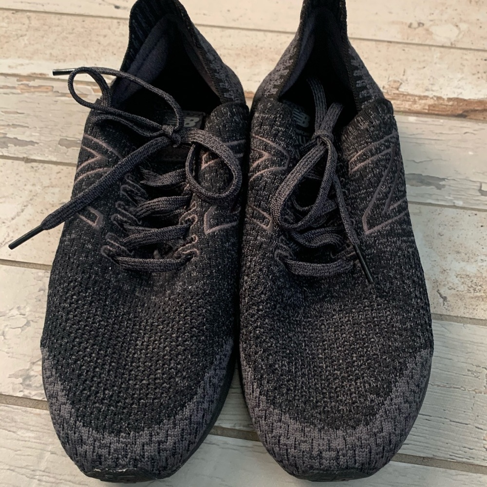 Women's new balance shoes